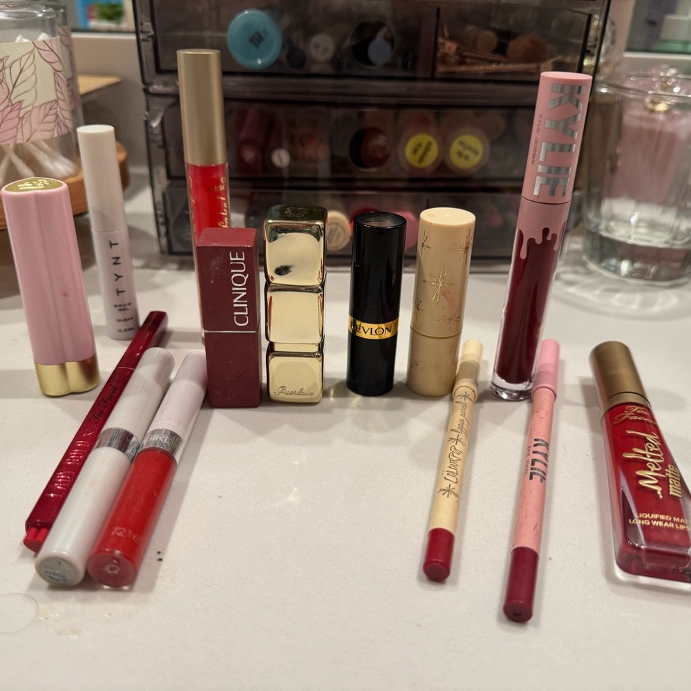 Clinique Bold Red Lipstick
